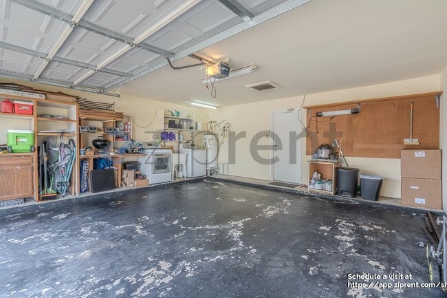 Building Photo - 10431 Odessa Dr