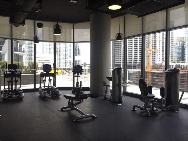 Building Photo - 45 SW 9th St