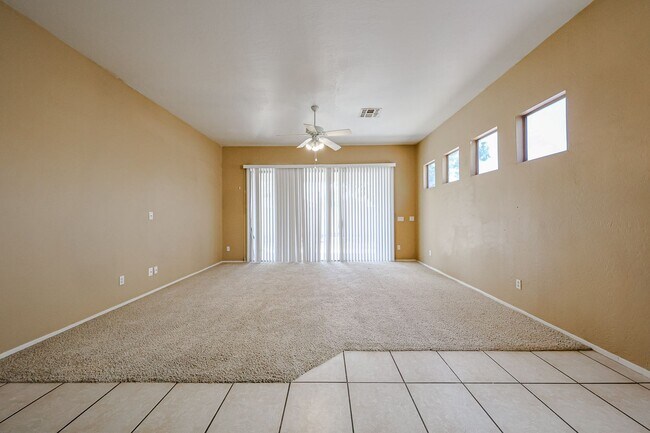 Building Photo - Charming 4BD, 2BA home in Chandler!