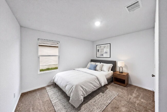 Building Photo - 2 WEEKS FREE RENT with any Lease Signed by June 2026!!!