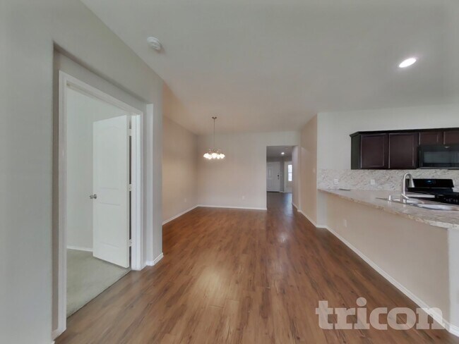 Building Photo - 15426 Rancho Joya Wy