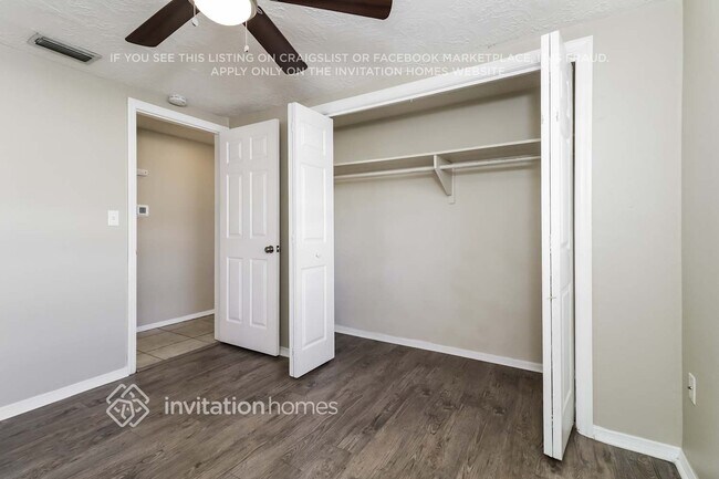 Building Photo - 3309 Seffner Dr