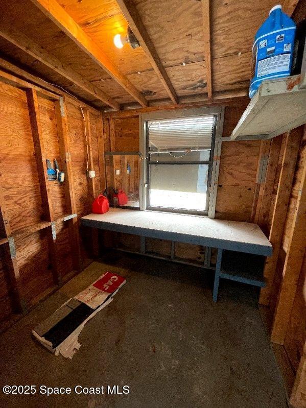 Building Photo - 2310 Pineapple Ave