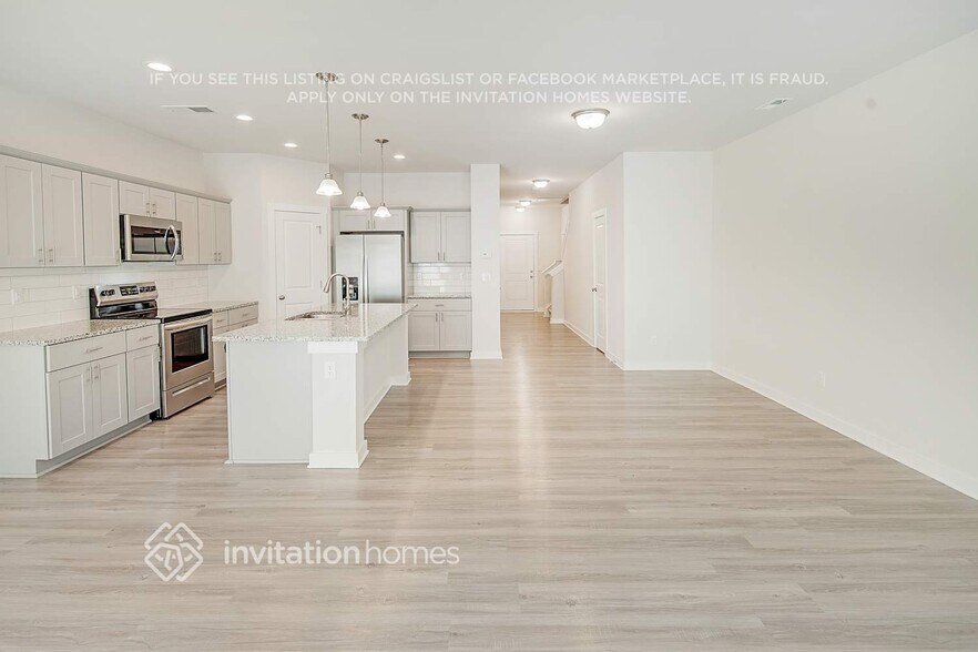 Building Photo - 3019 Ayana Dr