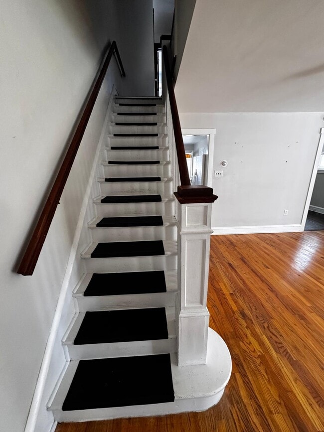 Building Photo - 203 N Reber St