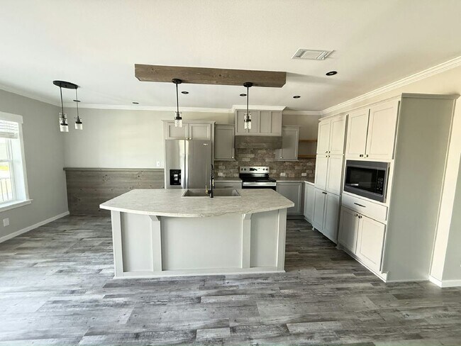 Building Photo - 3514 Campari Dr