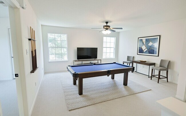 Building Photo - 2914 Silent Dr