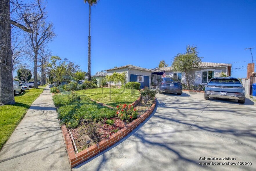 Building Photo - 10045 Wisner Ave