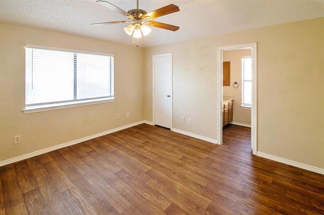 Building Photo - 604 Rawhide Ct