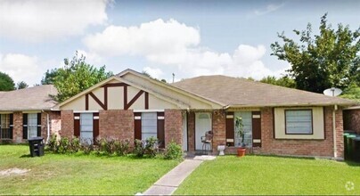 Building Photo - 12706 Bexley Dr