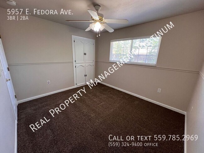 Building Photo - 5957 E Fedora Ave