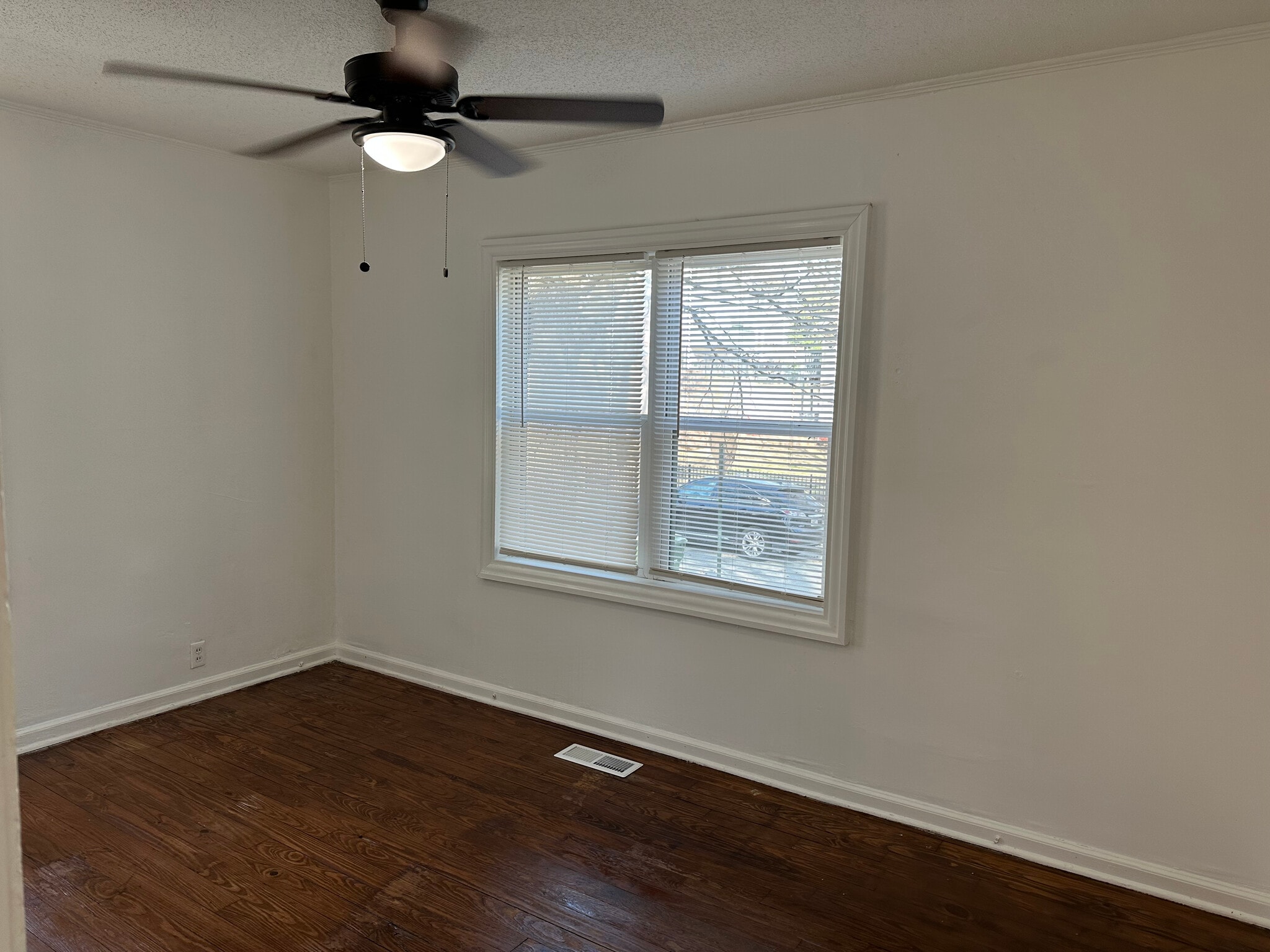 Building Photo - 1272 Lyle Pl NW