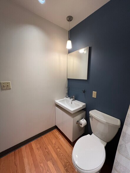 Building Photo - 2109 Larkins Way
