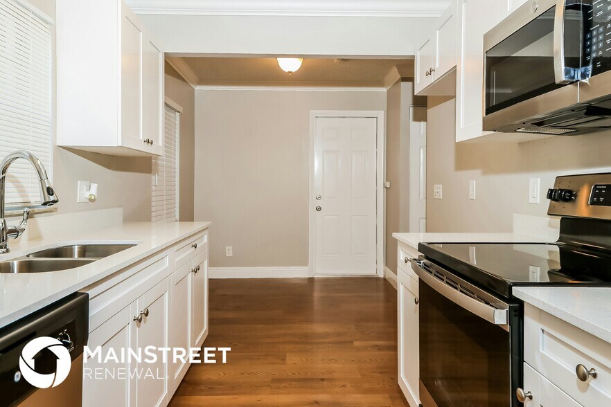 Building Photo - 1105 Sonata Way