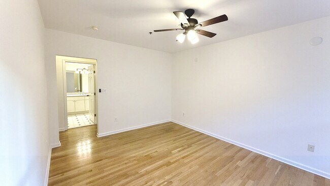 Building Photo - 77 Jefferson St