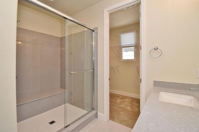 Building Photo - Beautiful 3-bedroom home in Fremont – Built in 2022!