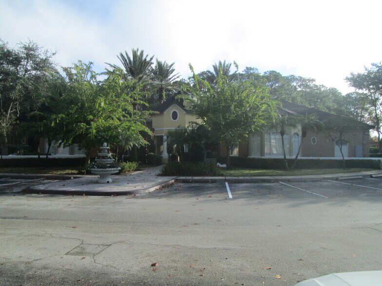 Parking Area @ Pool & Fitness Center - 802 Crest Pines Dr