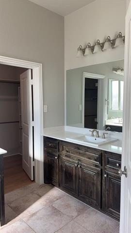 Building Photo - 811 Knox Dr