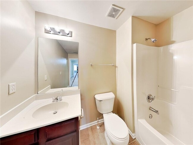 Building Photo - 618 Maltese Dr