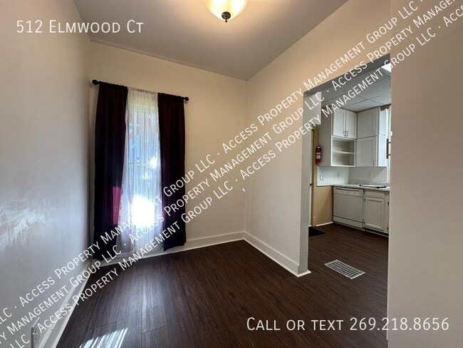 Building Photo - 512 Elmwood Ct