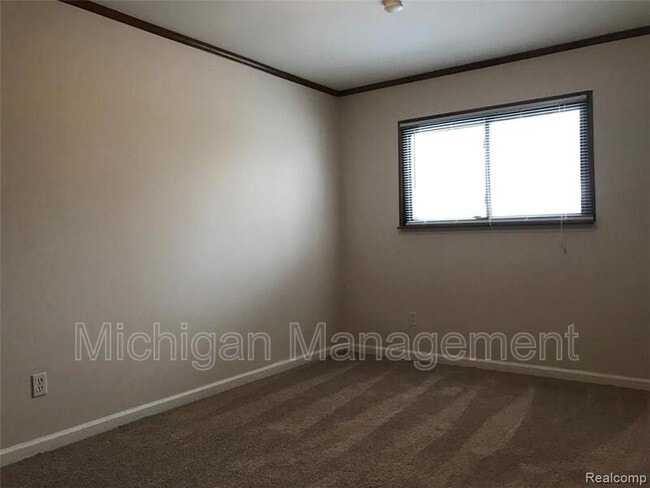 Building Photo - 27066 Brettonwoods St