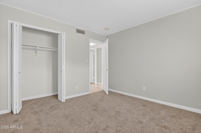 Building Photo - 6843 E Redfield Rd