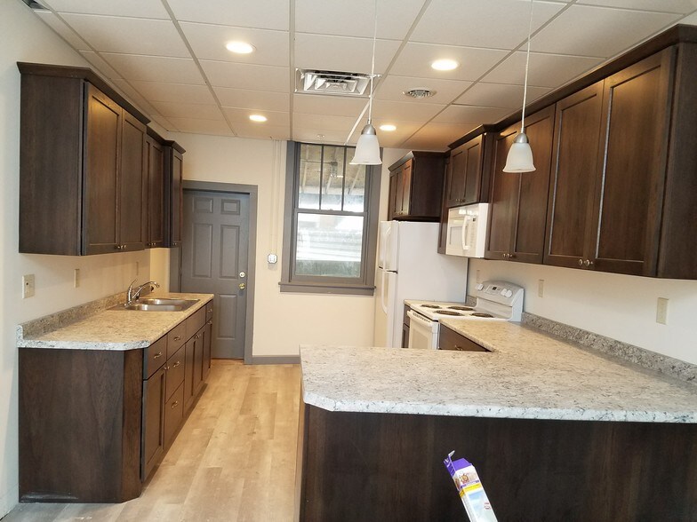 Kitchen - 115 W North St