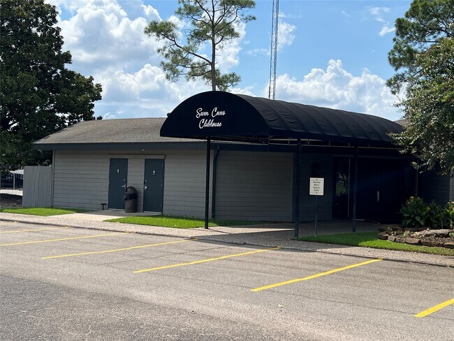 Building Photo - 7041 Kingston Cove Ln