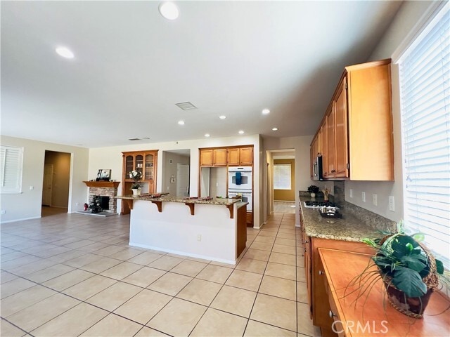 Building Photo - 17231 Greentree Dr
