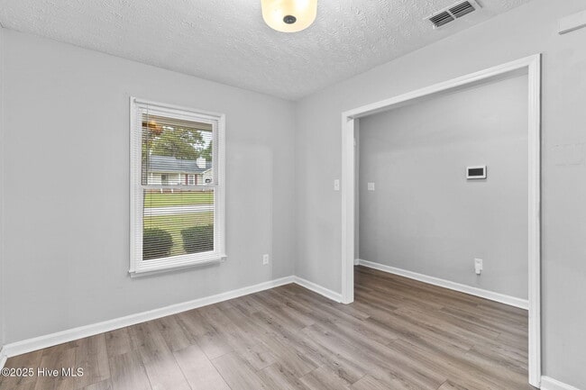 Building Photo - 7313 Pebblebrook Dr