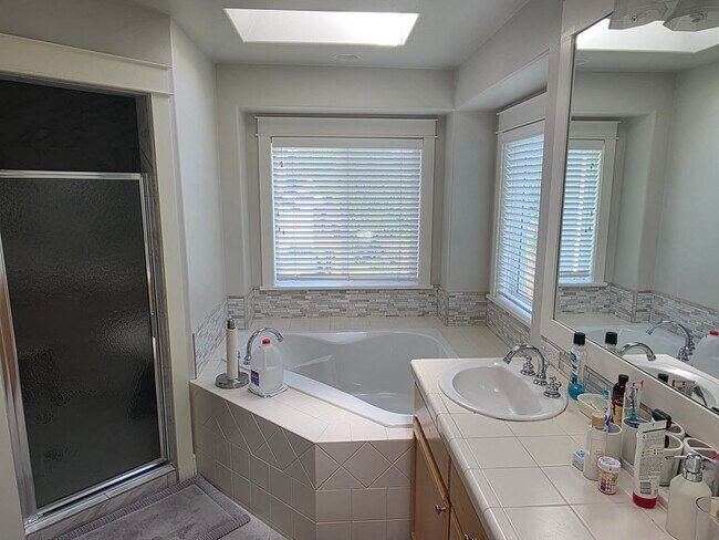 Building Photo - 540 Wilderness Peak Dr NW