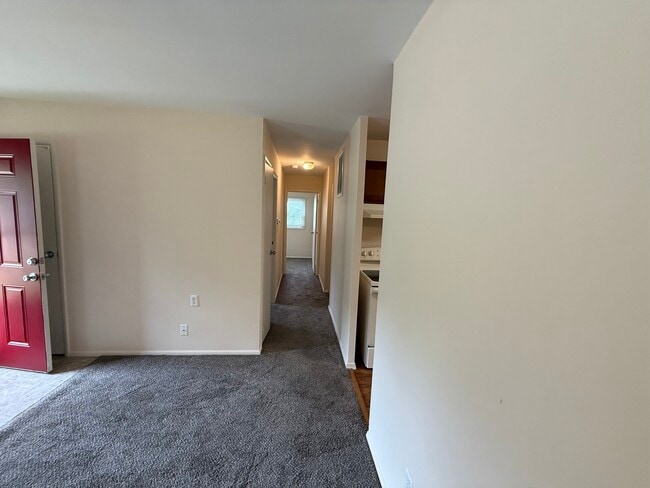 Building Photo - 3105 Blair Dr