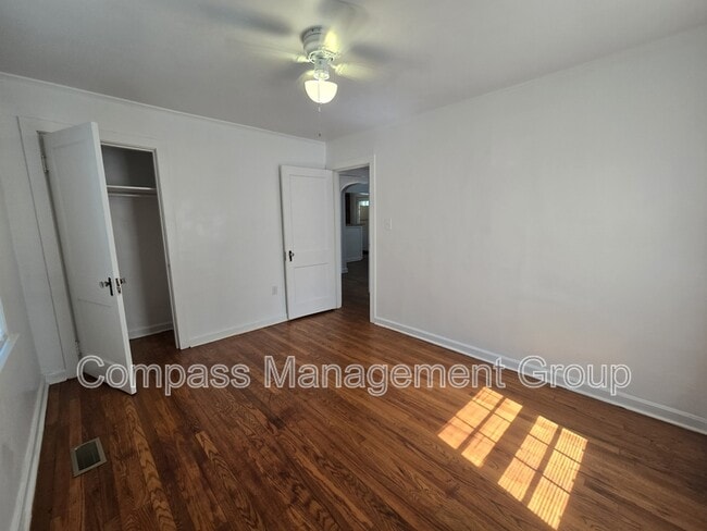 Building Photo - 1719 McClung Ave