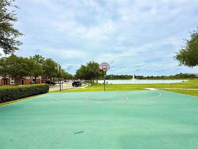 Building Photo - 1535 Broken Oak Dr