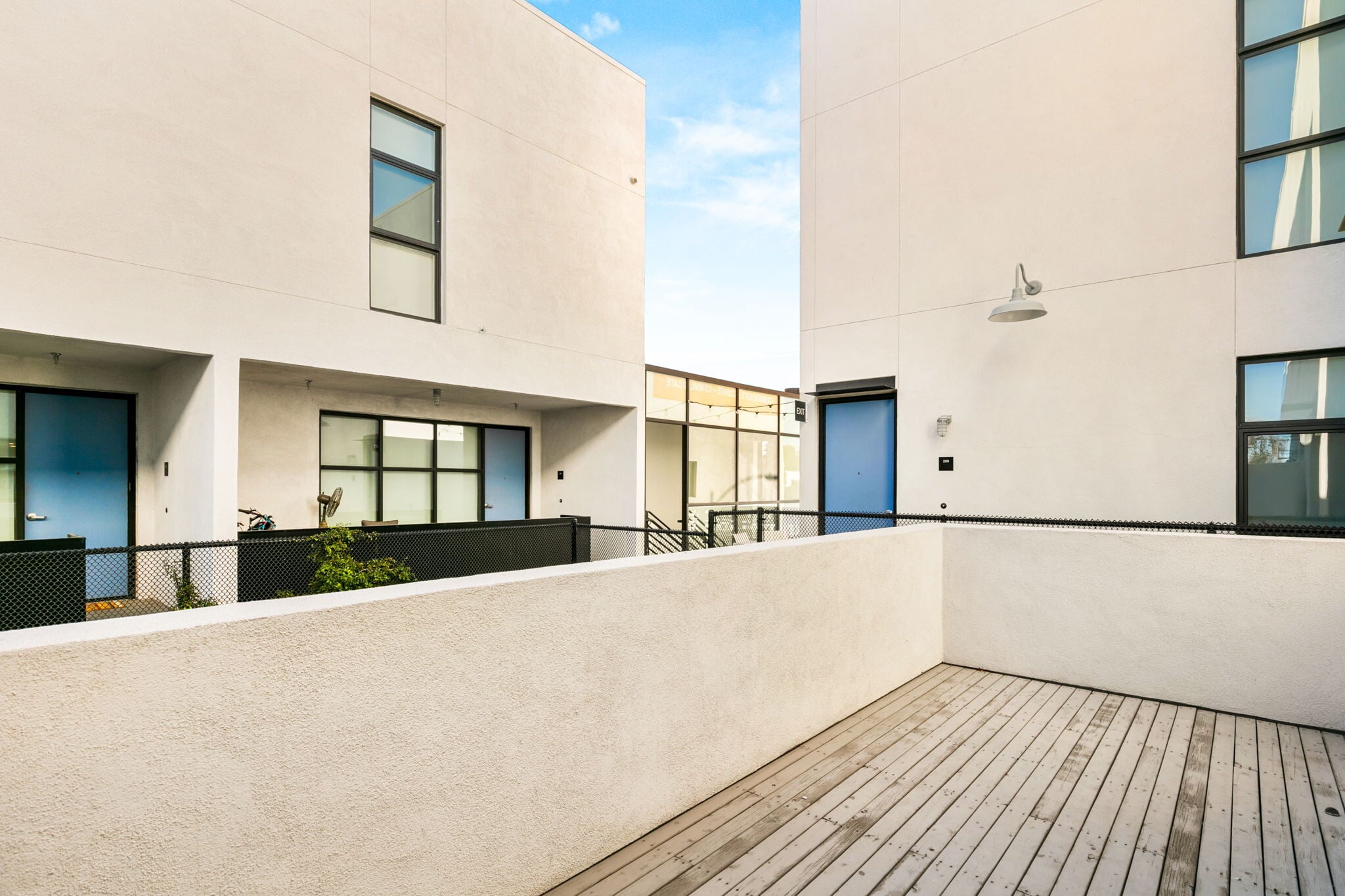 2nd Floor Balcony - 519 S 6th St