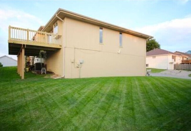 Building Photo - Spacious Four Bedroom with 5th Non Conforming Room!