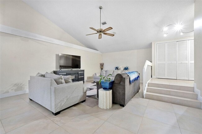 Building Photo - 2801 Deer Creek Country Club Blvd