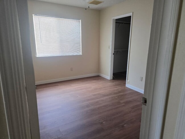 Building Photo - 4304 Mattnick Dr