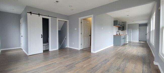 Building Photo - 11822 Promenade Ave