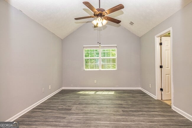 Building Photo - 227 Cranford Mill Dr