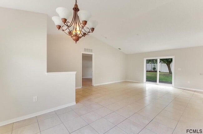 Building Photo - 3 Bedroom 2 Bath Single Family Home on a Cul-de-sac