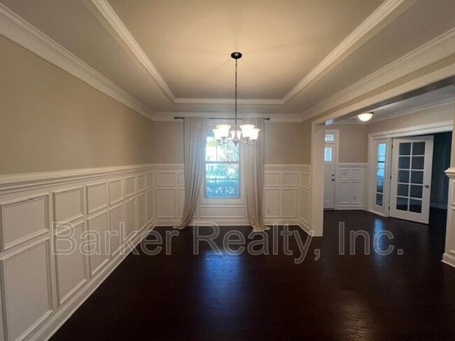 Building Photo - 324 Matilda Pl