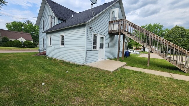 Primary Photo - 1 Bedroom- Main floor- Black River Falls