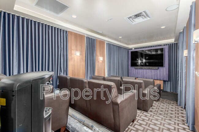 Building Photo - 140 E Rio Salado Pky