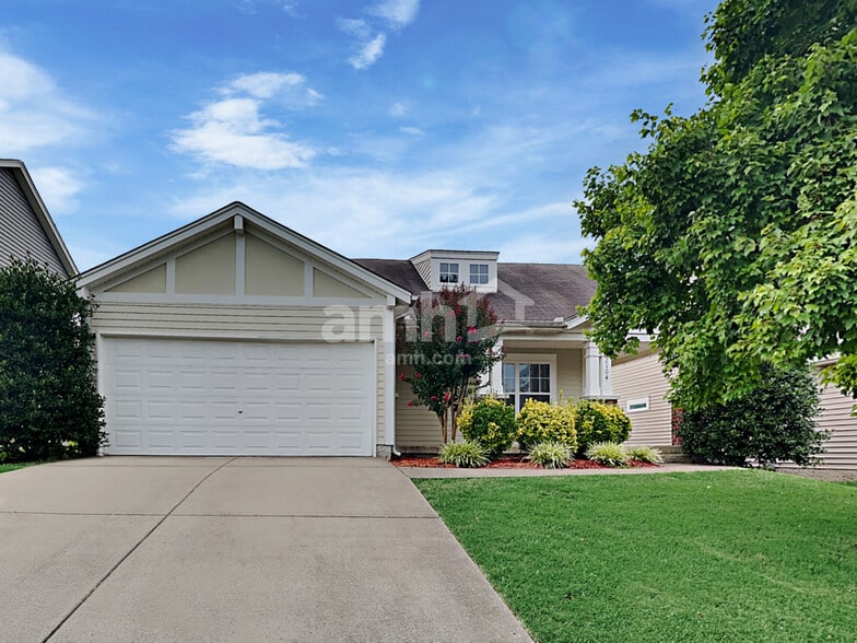 Building Photo - 2104 Erin Ln