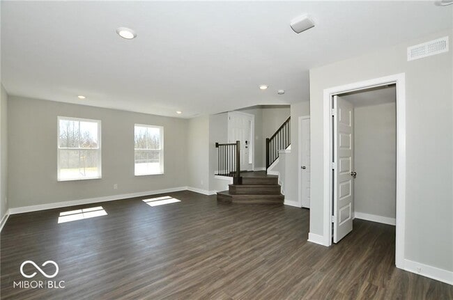 Building Photo - 916 Yorkshire Ln