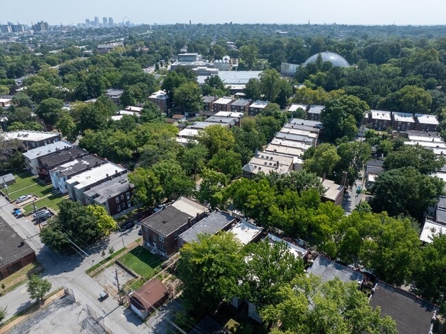 Building Photo - 2009 Maury Ave