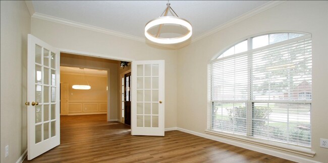 Building Photo - 15710 Cascading Brook Way