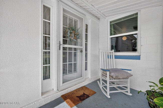 Building Photo - 277 Debary Dr