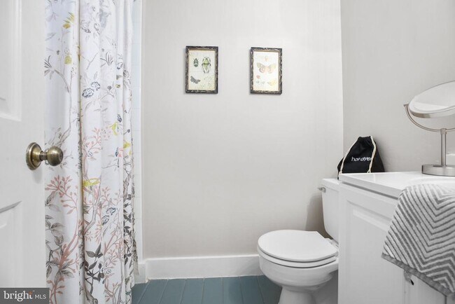 Building Photo - 316 Frederick St